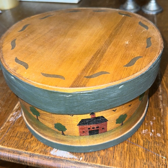 Shaker Box Hand | Accents | Amish Primitive Bent Wood Shaker Box Round ...